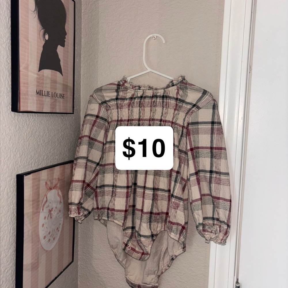 Plaid bubble, comes with green tights. Worn once